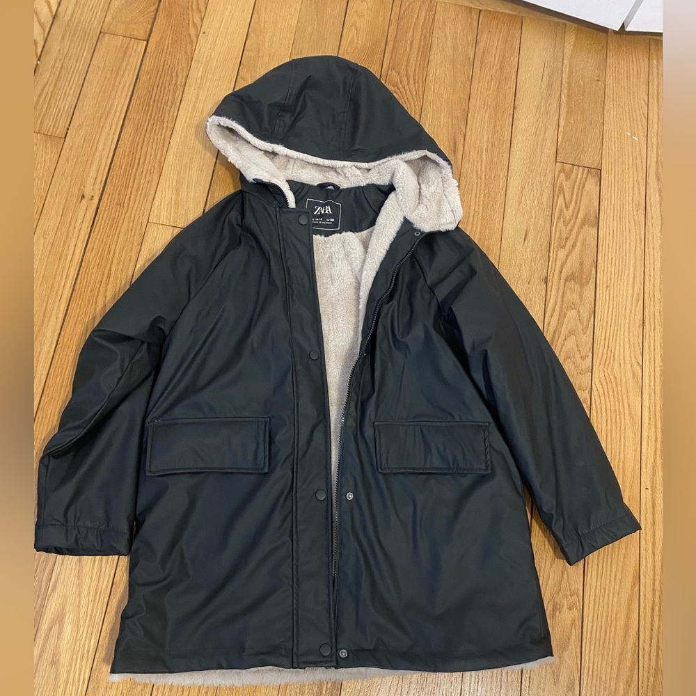 Zara FAUX FUR RUBBERIZED JACKET - Black